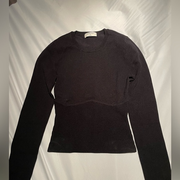 Sculpt knit from Aritzia - Picture 2 of 3